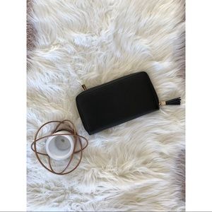 saks 5th avenue wallet